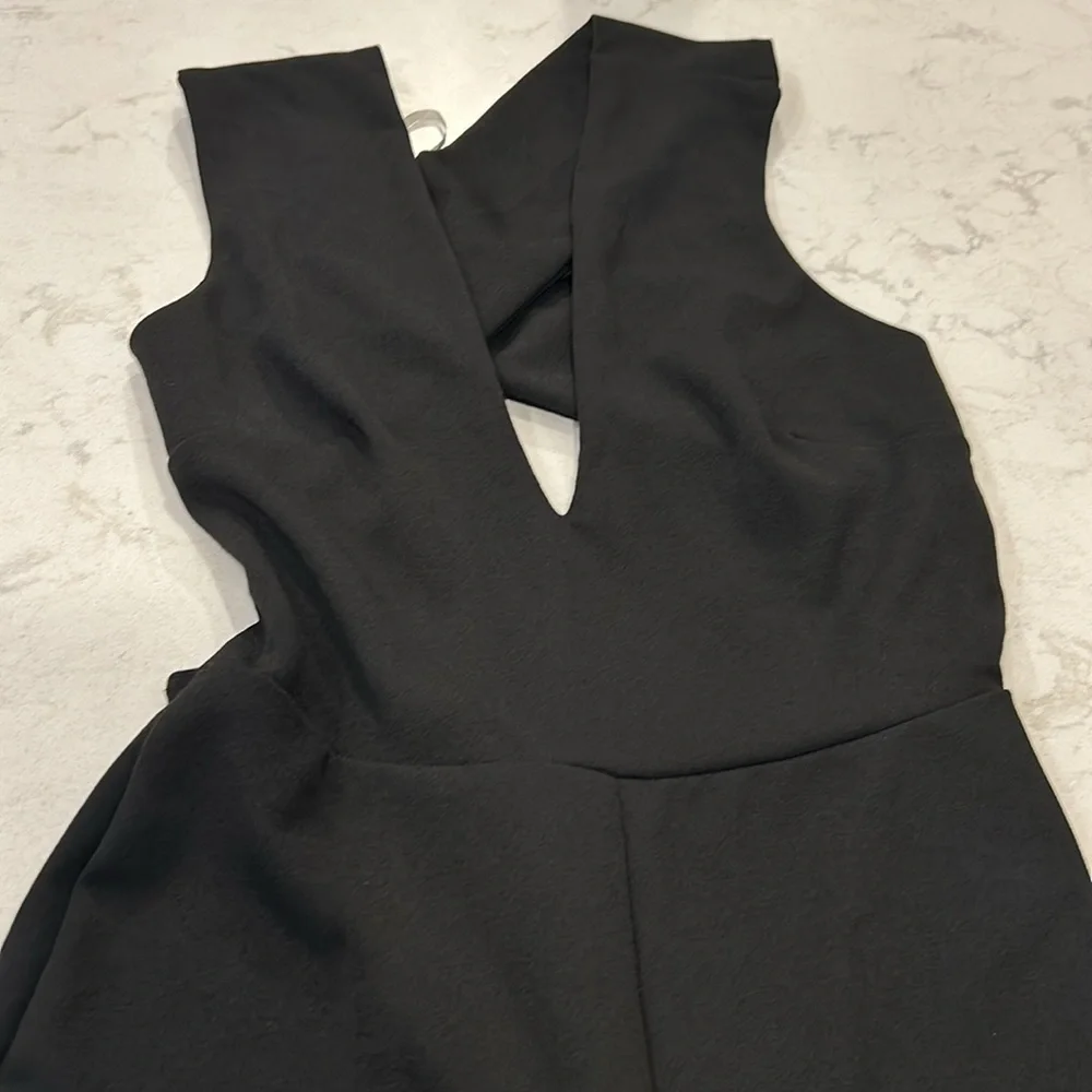 Lulus - Thinking Out Loud Black Backless Jumpsuit - Size Small NWT‎